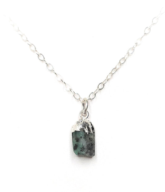 Emerald Pendant, Raw Stone Necklace, Sterling Silver, Natural Stone, Minimalist Crystal Necklace, Emerald Gemstone, Necklaces for Women