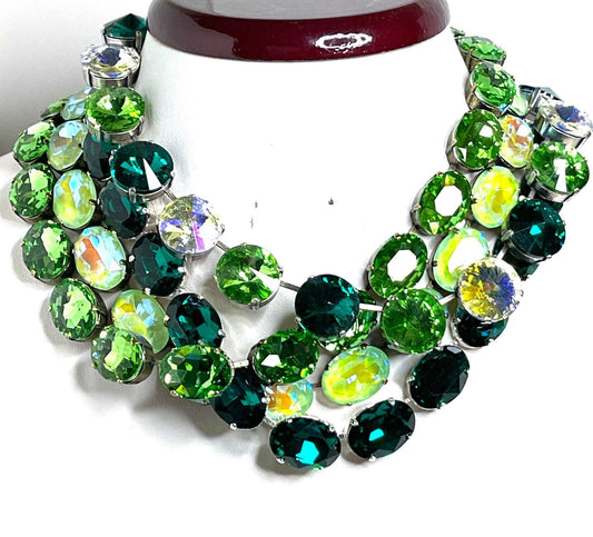 Peridot Green Georgian Collet Necklaces, Emerald Crystal Choker, Anna Wintour Style, Riviere Necklace, Necklaces for Women