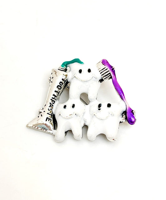 Fun Enamel Dentist Brooch | White Teeth with Paste and Brush Pin