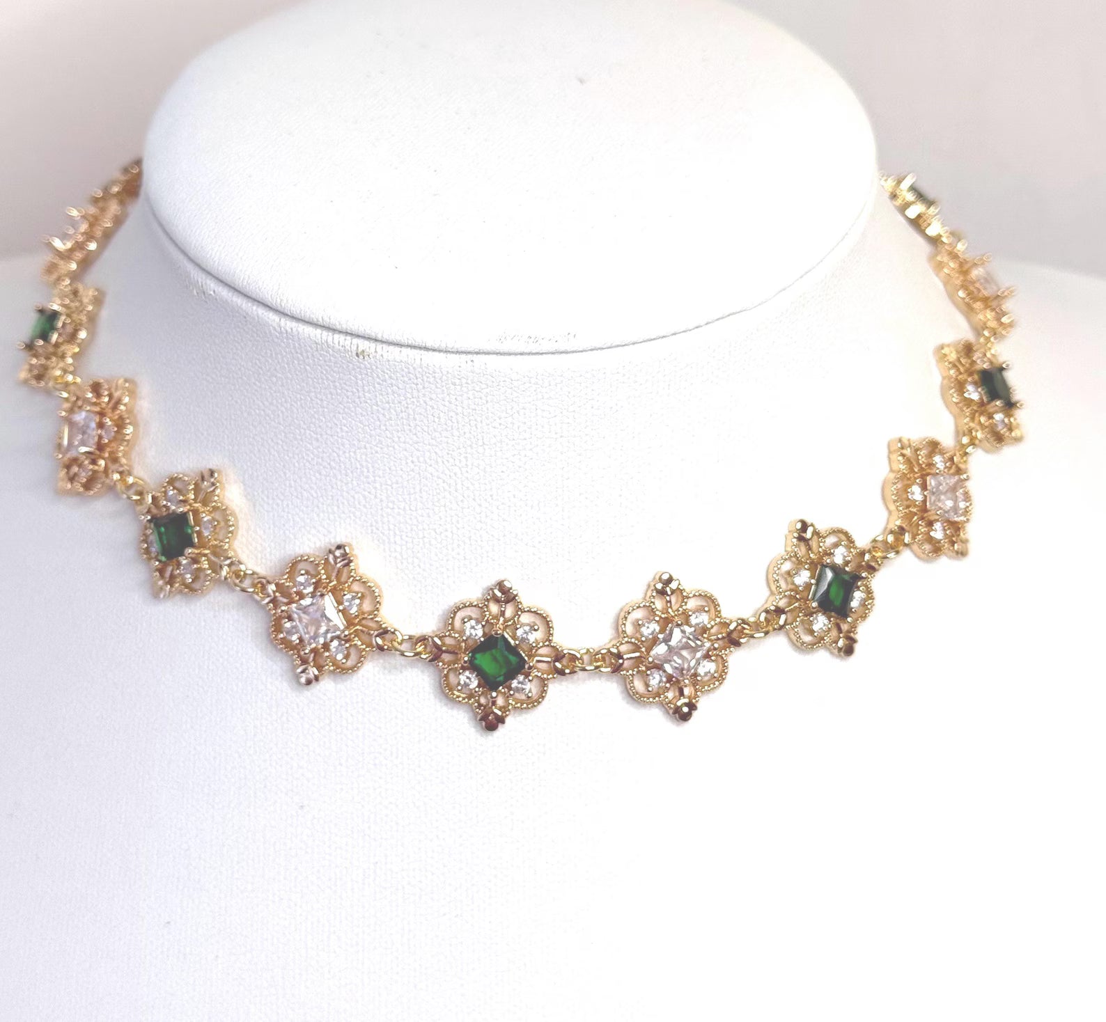 Beautiful Bridgerton Style Green Crystal Jewellery Set | Fairycore Coquette Elegance
