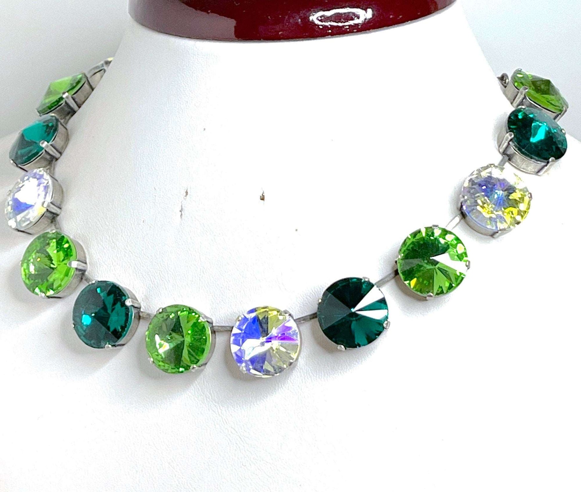 Peridot Green Georgian Collet Necklaces, Emerald Crystal Choker, Anna Wintour Style, Riviere Necklace, Necklaces for Women