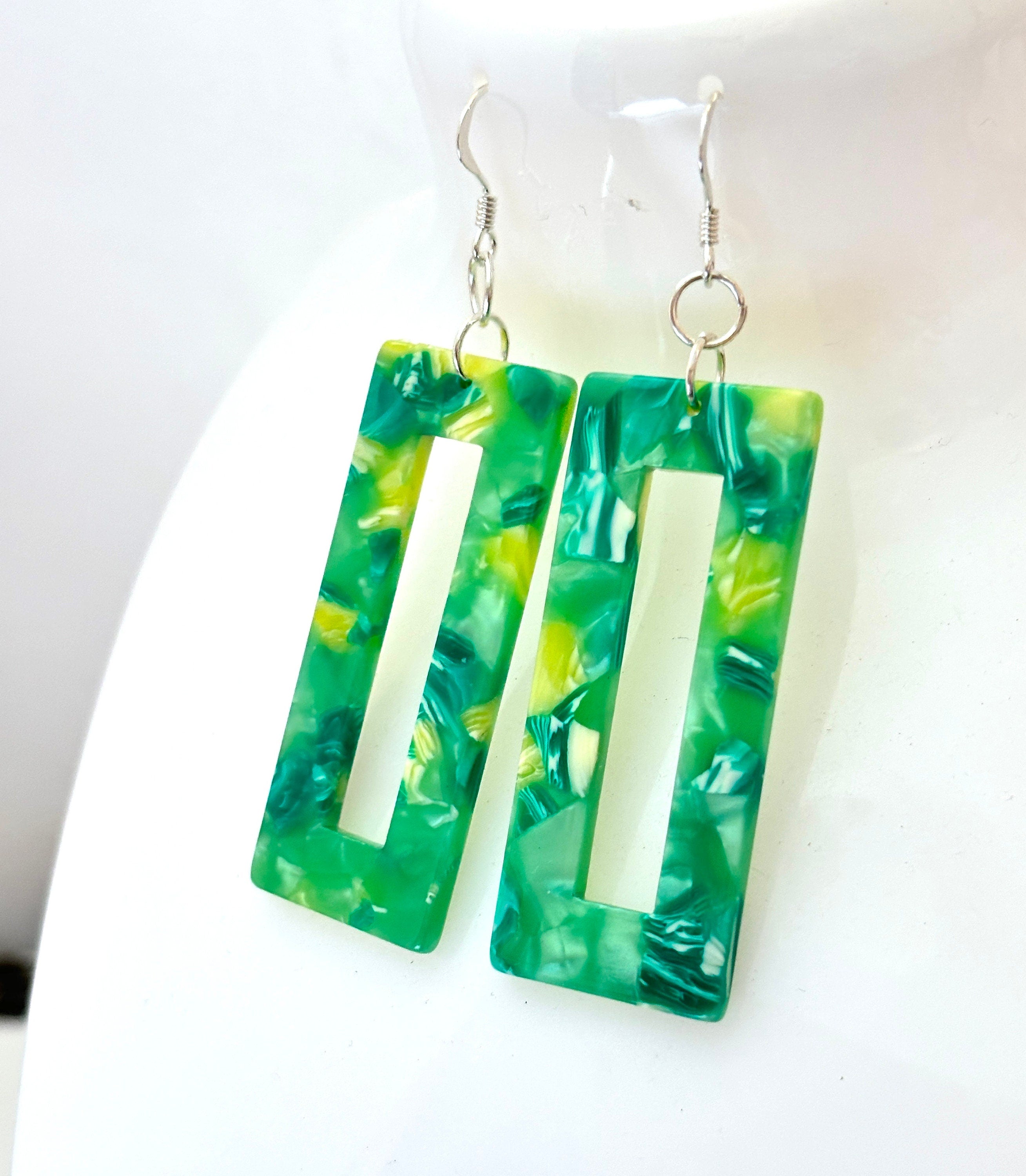 Green Tortoise Shell Dangle Earrings, Acrylic Rectangle Drops, Geometric Resin Earrings, Modern Jewellery, Earrings for women, Gift for Her