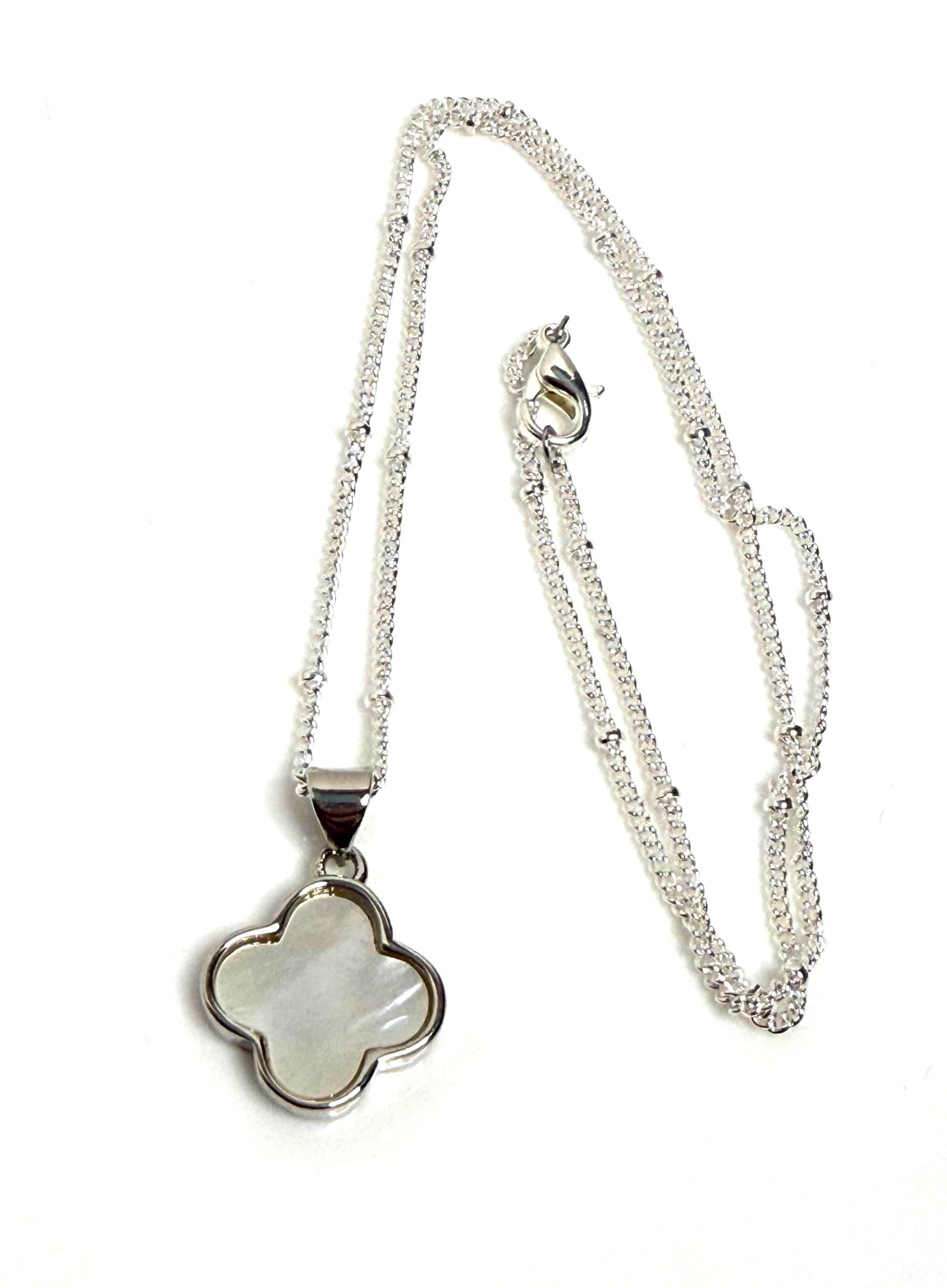 Silver Mother of Pearl Clover Necklace | Satelite Chain