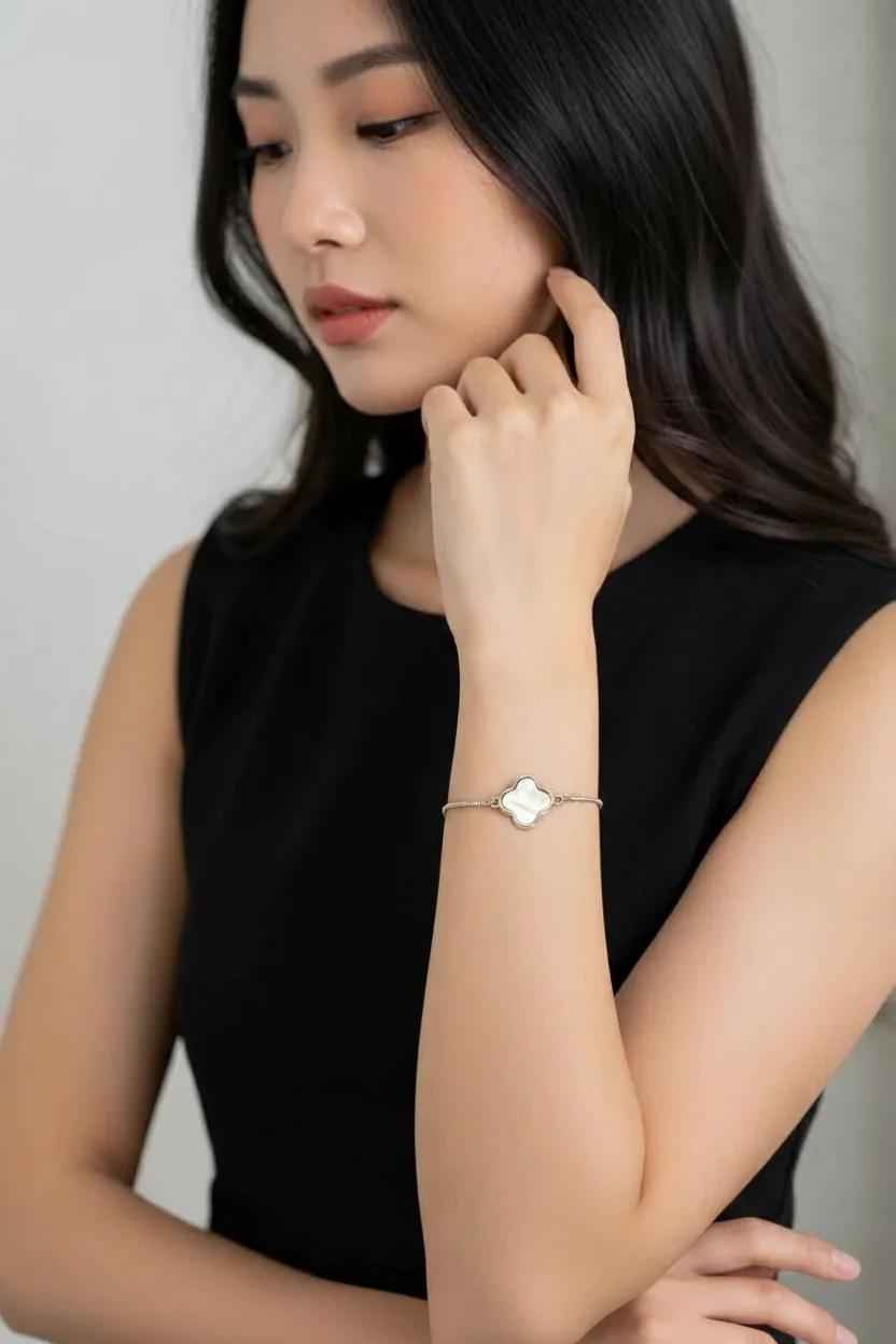 Silver Shell Four Leaf Clover Bracelet | Adjustable Slider