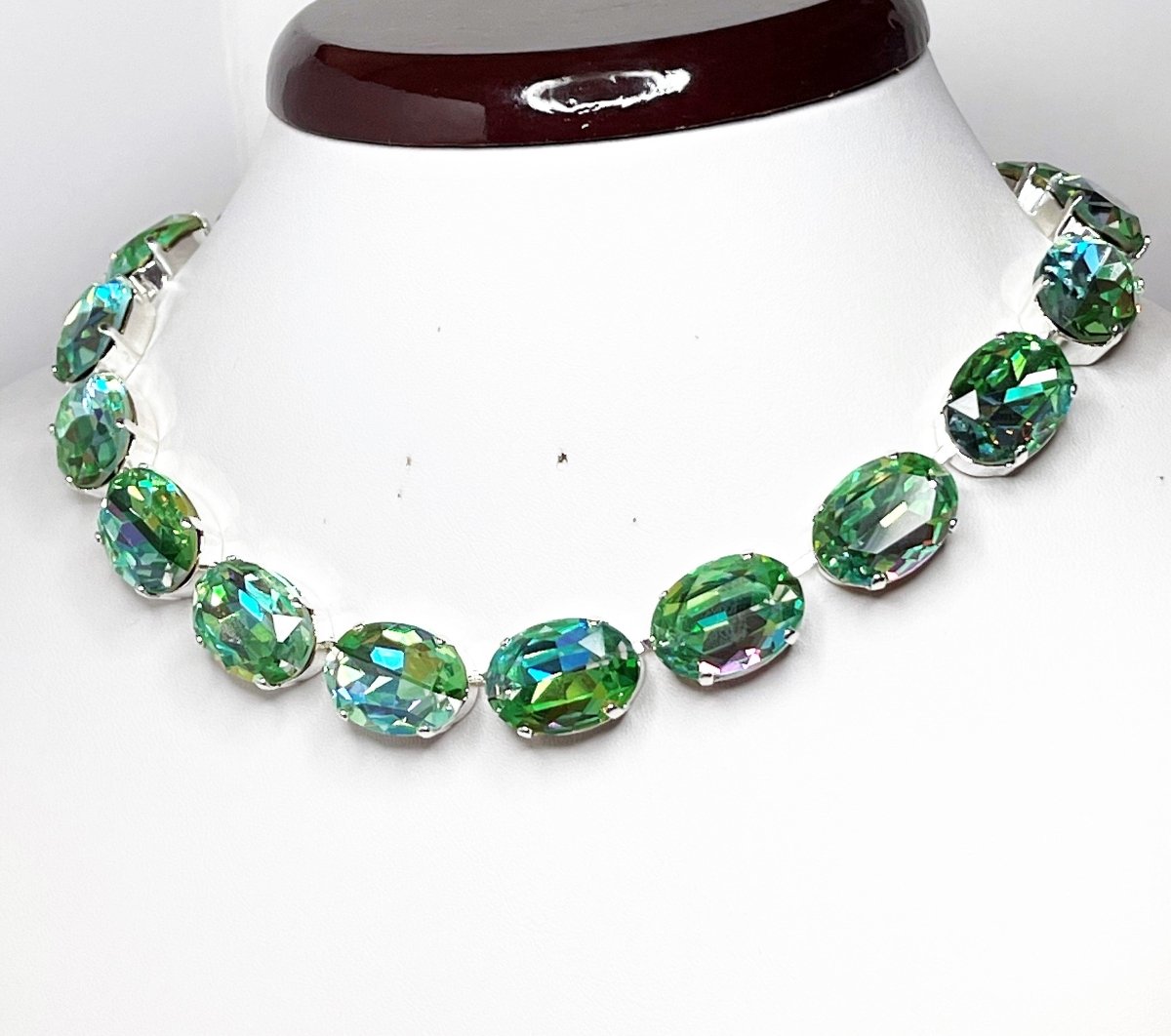 Sapphire Peridot Georgian Collet Necklaces, Anna Wintour Style, Peridot Laser Shine Crystal Choker, Riviere Statement Necklace, Layering Chokers