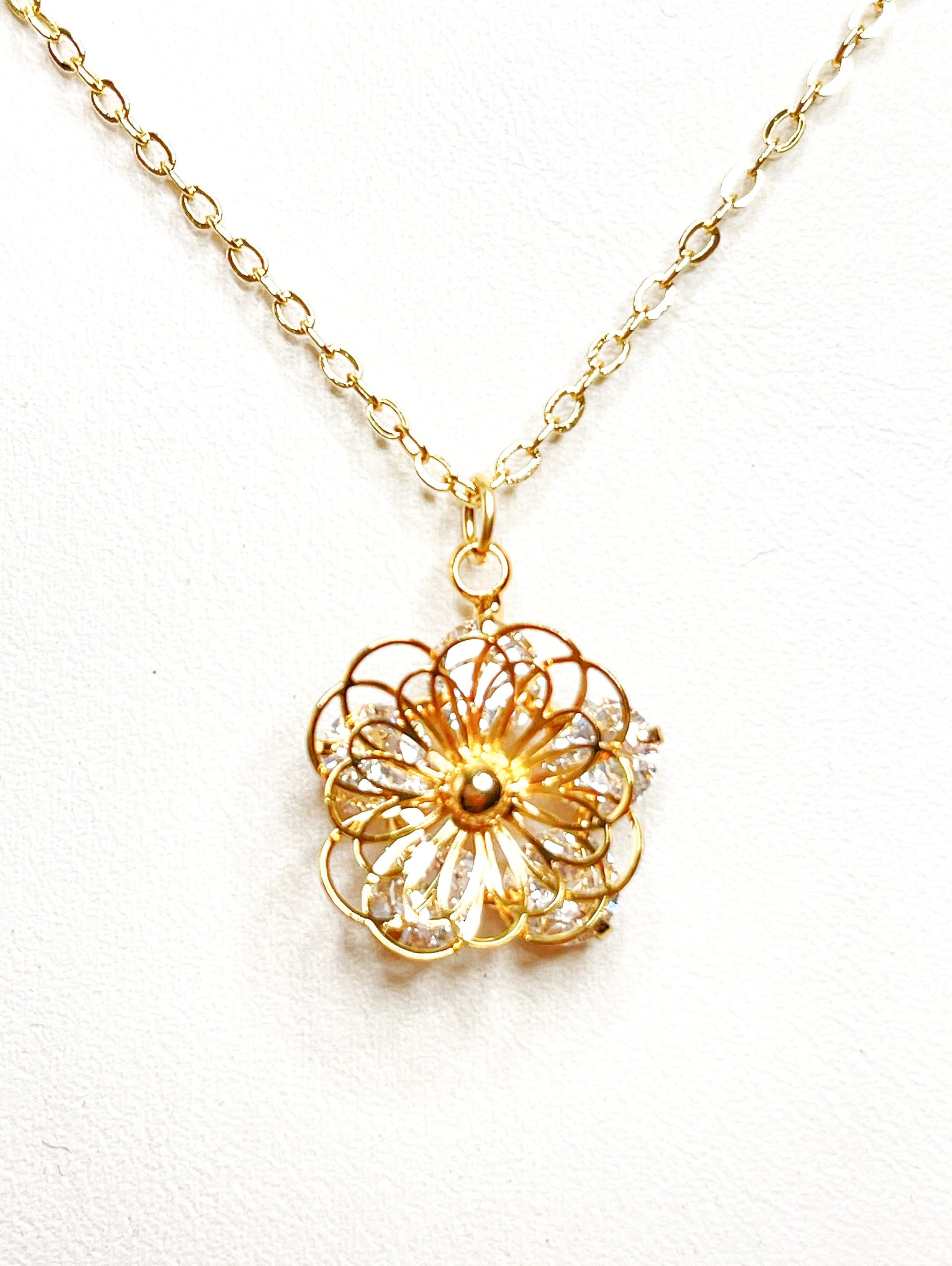 Gold Flower Crystal Necklace | Dainty Daisy Charm Jewelry | 14kt Gold Filled