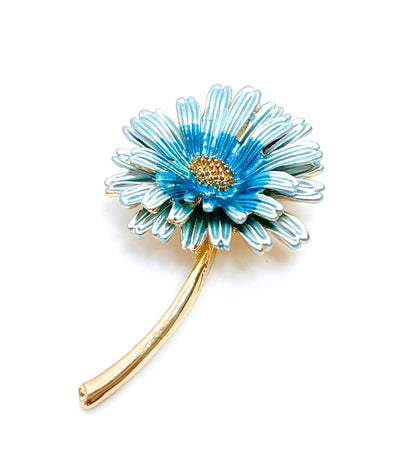 Pretty Blue Daisy Brooch | Ombre Blue Flower Jacket Pin